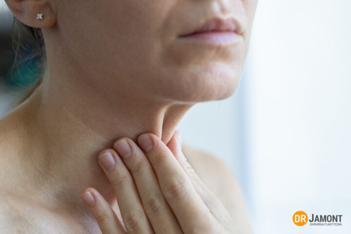 wiotka skóra szyi